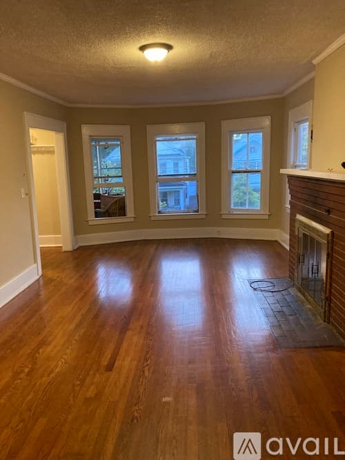 Syracuse Apartment: 735 Allen St