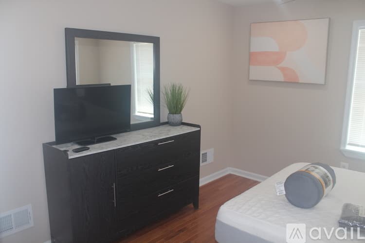 Baltimore House: 1118 Rutland Avenue