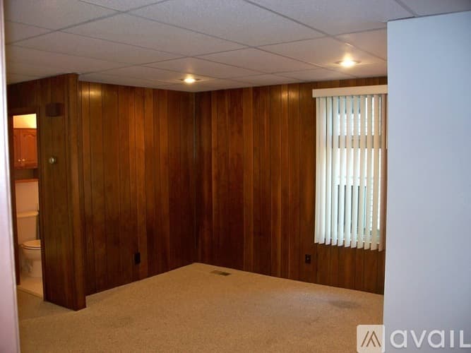 Saint Paul Apartment: 719 Hague Avenue