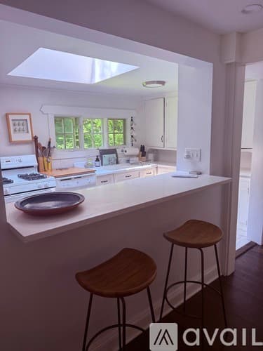 Westport House: 38 Rayfield Road