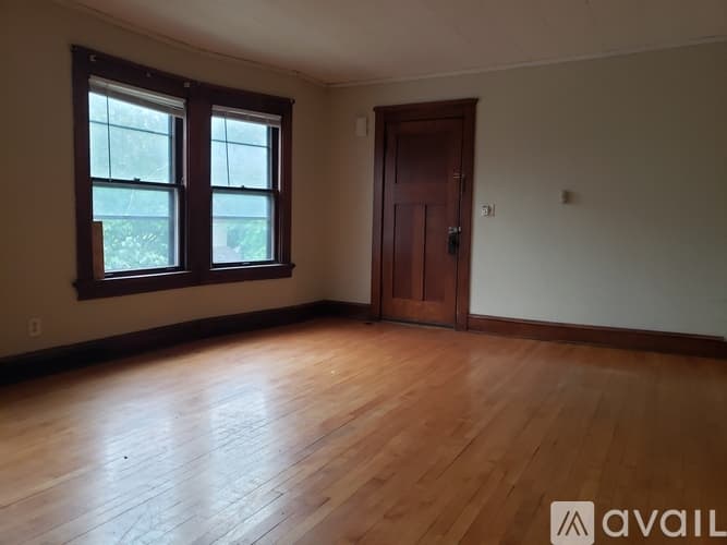 Madison Apartment: 1105 E Gorham St