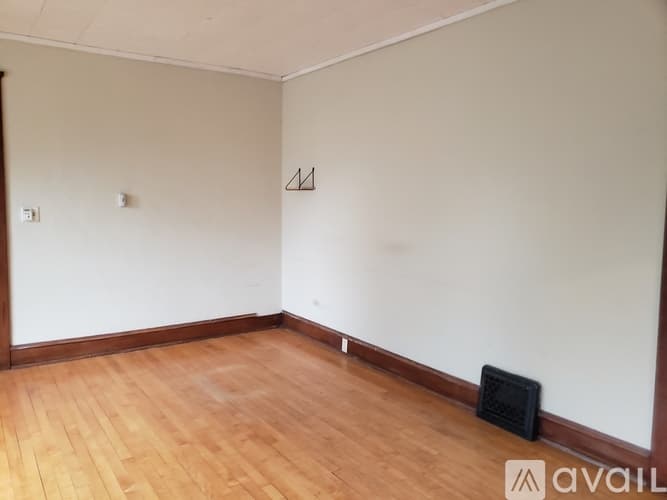 Madison Apartment: 1105 E Gorham St