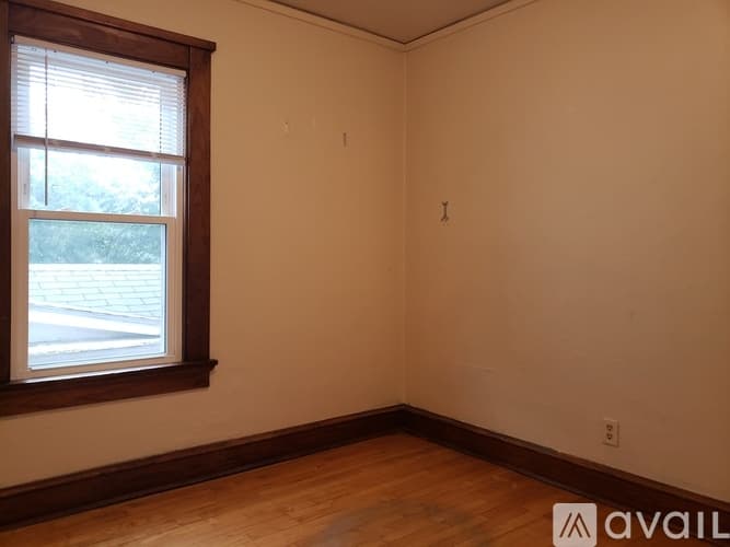 Madison Apartment: 1105 E Gorham St