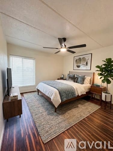 Orlando House: 4410 White Pine Avenue