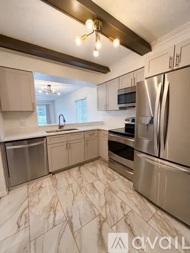 Orlando House: 4410 White Pine Avenue