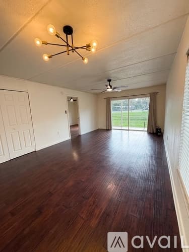 Orlando House: 4410 White Pine Avenue