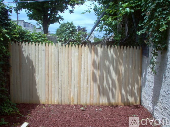 Philadelphia House: 1806 North Gratz Street