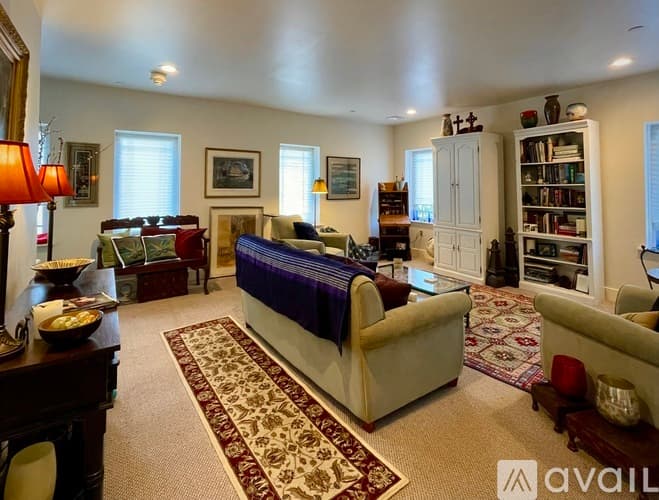 Stockton Apartment: 88 Kingwood Stockton Road