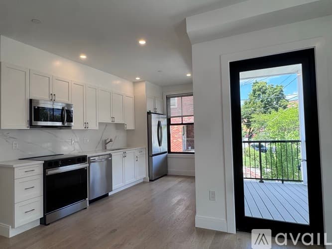 Boston Apartment: 36 Colborne Rd