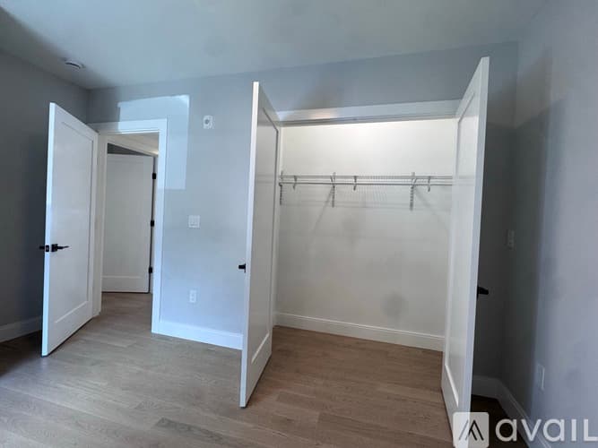 Boston Apartment: 36 Colborne Rd