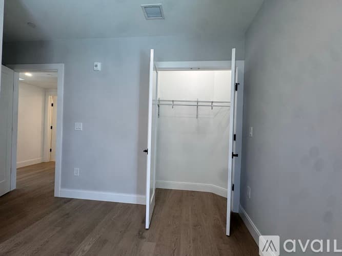 Boston Apartment: 36 Colborne Rd