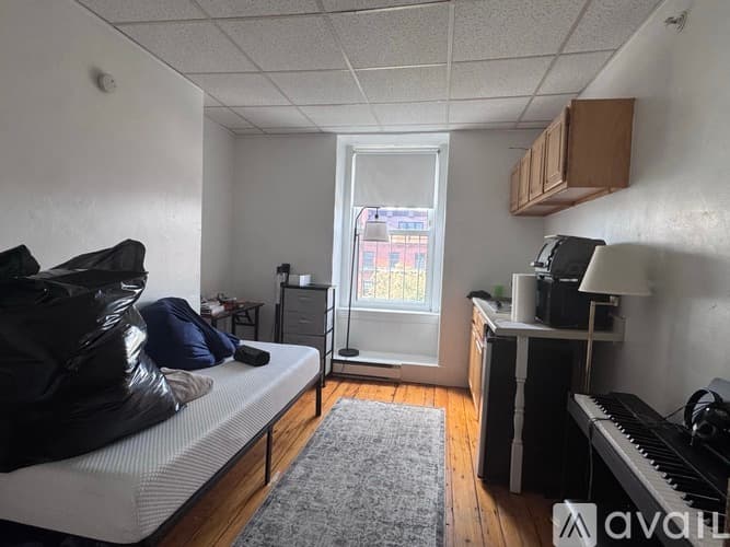 Boston Apartment: 405 Beacon St
