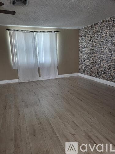 Port Richey Apartment: 11103 Harding Dr