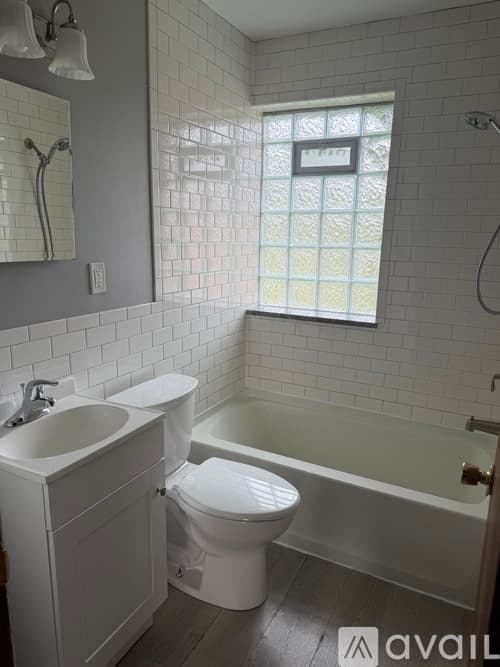 Columbus Townhome: 5403 Milton Ave