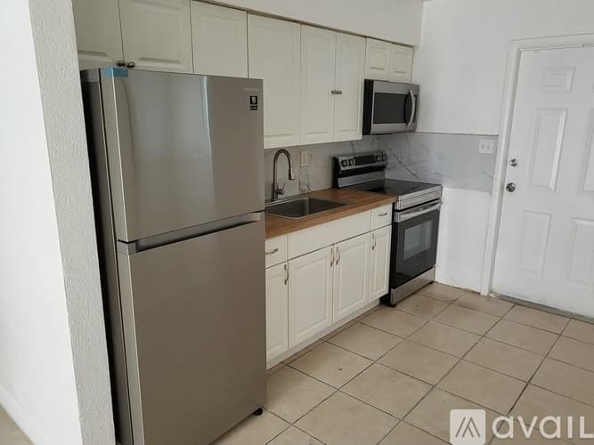 Hallandale Beach House: 308 Northwest 5th Terrace