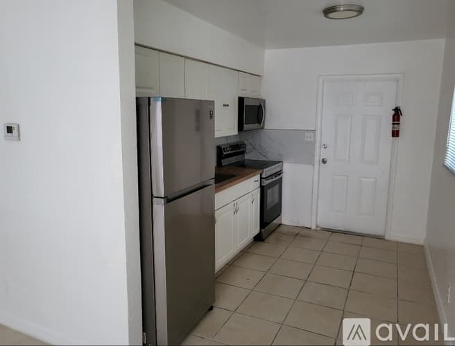 Hallandale Beach House: 308 Northwest 5th Terrace