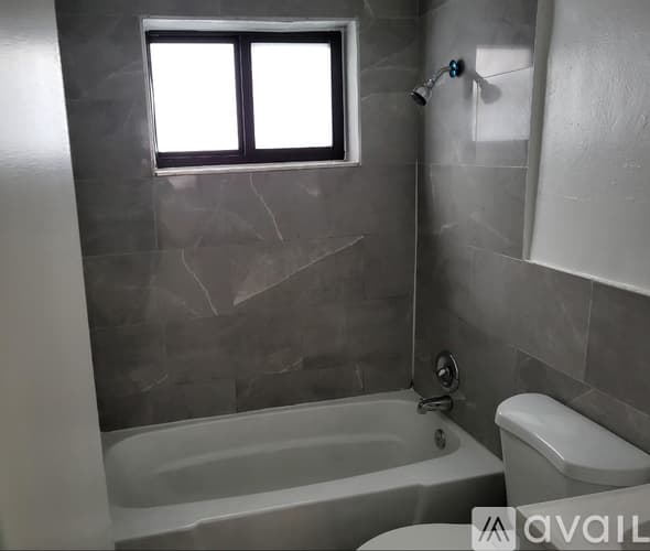 Hallandale Beach House: 308 Northwest 5th Terrace