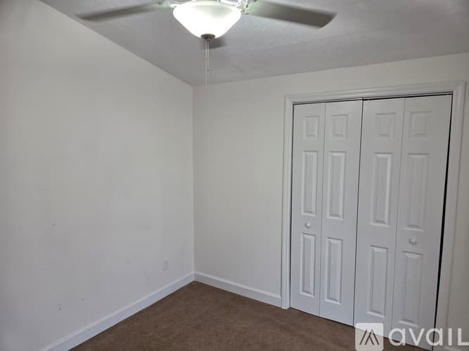 Hudson House: 17014 Meridian Blvd