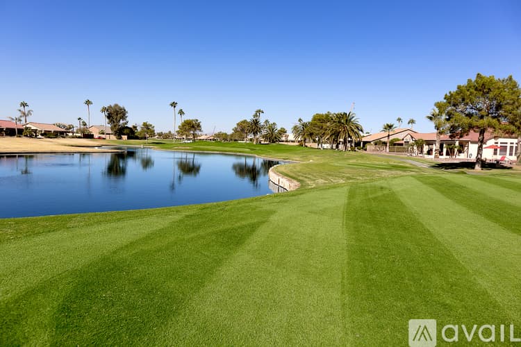 Sun Lakes House: 23833 S Pleasant Way