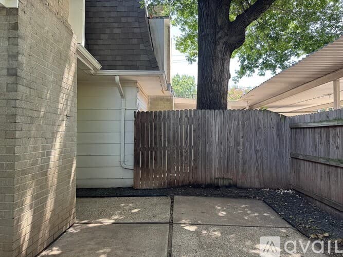 Arlington House: 1704 Scenic Drive