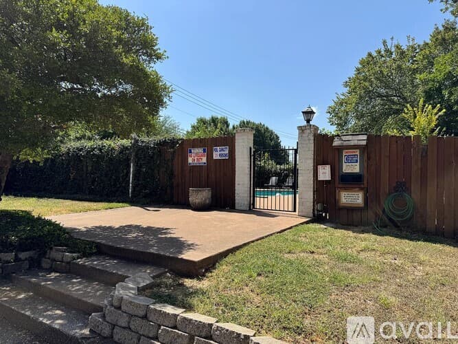 Arlington House: 1704 Scenic Drive