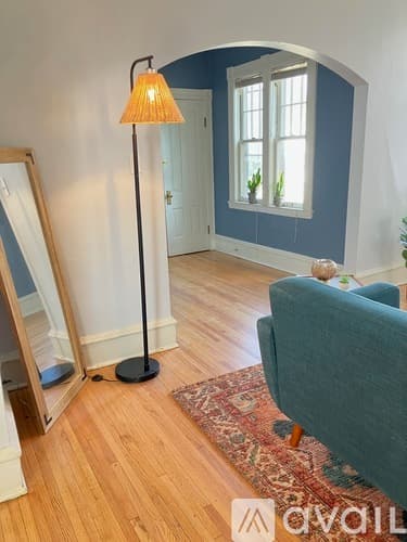 Minneapolis House: 3212 1st Ave S 2