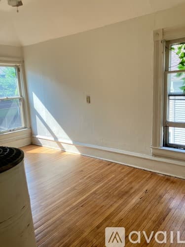 Minneapolis House: 3212 1st Ave S 2