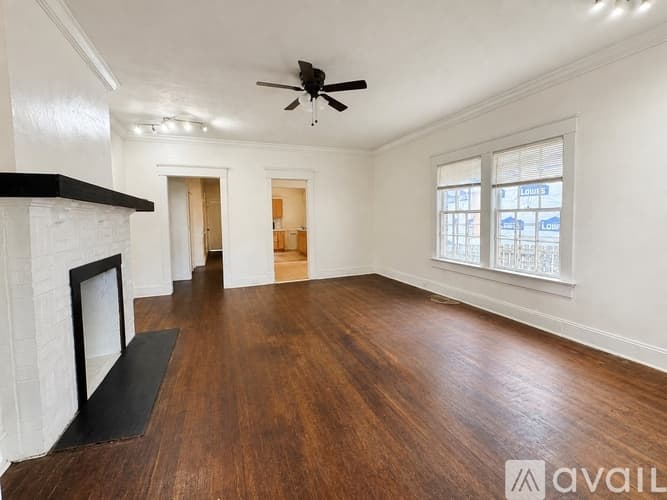 Atlanta House: 722 Cascade Avenue Southwest