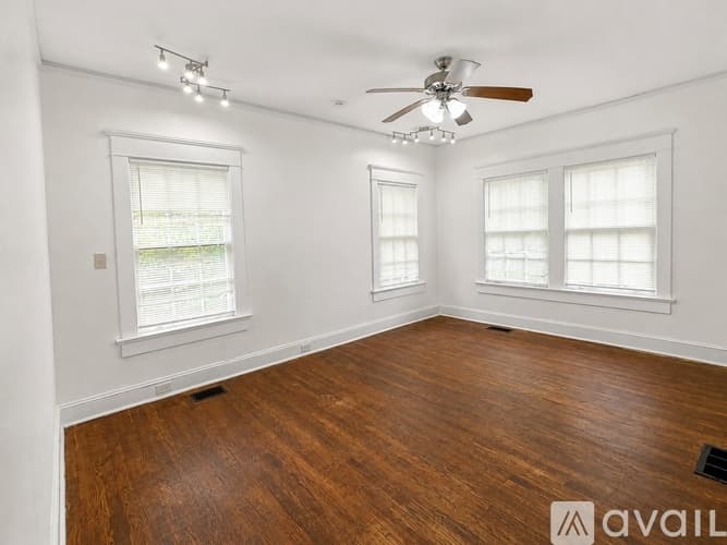 Atlanta House: 722 Cascade Avenue Southwest
