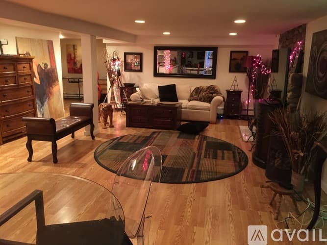Westport Apartment: Newtown Turnpike Westport