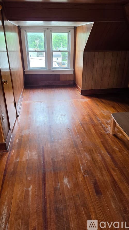 Youngwood Apartment: 21 South 3rd Street