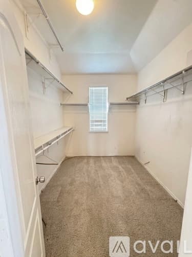 Mansfield House: 4113 Ping Dr