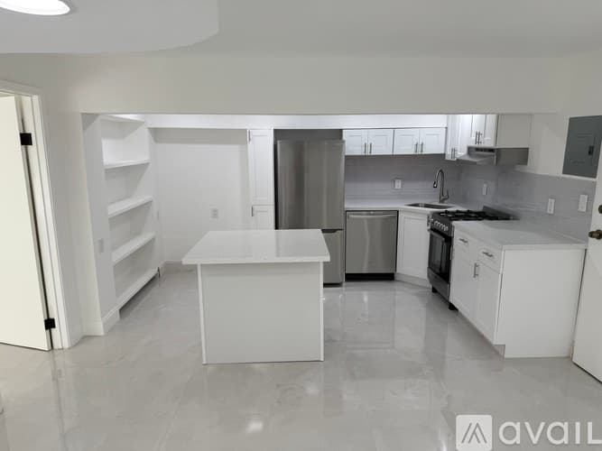 Surfside Apartment: 9064 Collins Ave