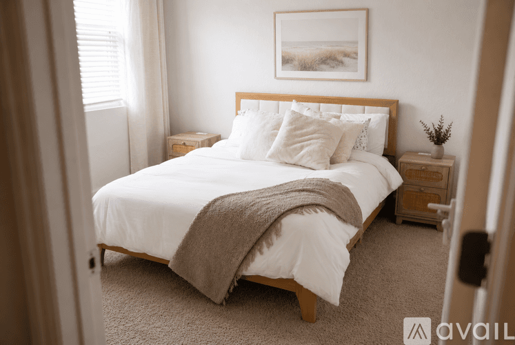 Lakeland House: 5311 Dismuke Dr
