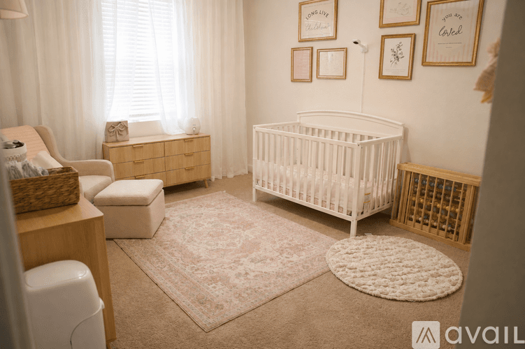 Lakeland House: 5311 Dismuke Dr