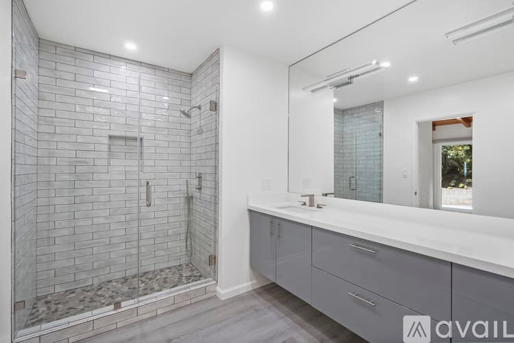 Malibu Apartment: 31259 Bailard Rd