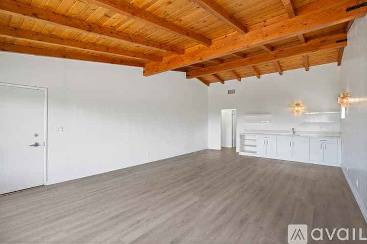 Malibu Apartment: 31259 Bailard Rd