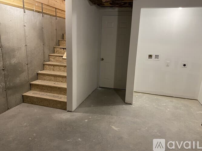 Kennebunk Townhome: 8 Village Wy