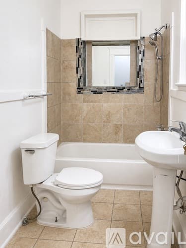 Atlanta House: 722 Cascade Avenue Southwest
