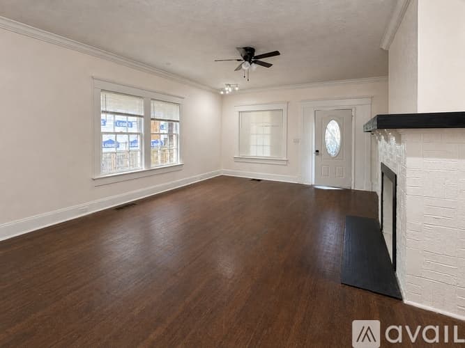Atlanta House: 722 Cascade Avenue Southwest