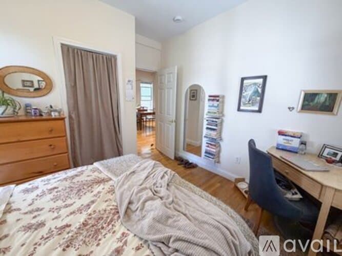 Boston Apartment: 143 Hillside St