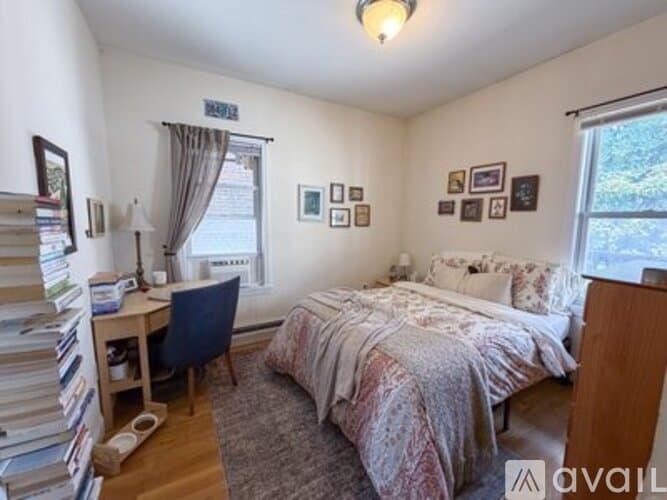 Boston Apartment: 143 Hillside St