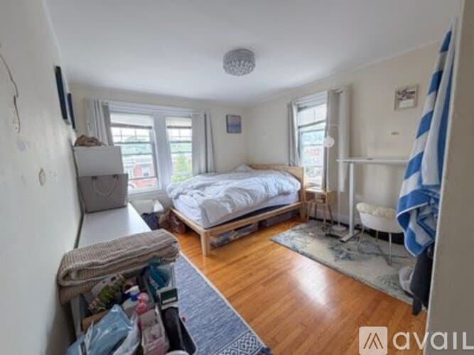 Boston Apartment: 51 Leamington Rd