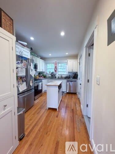Boston Apartment: 51 Leamington Rd