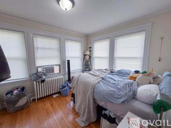 Boston Apartment: 51 Leamington Rd