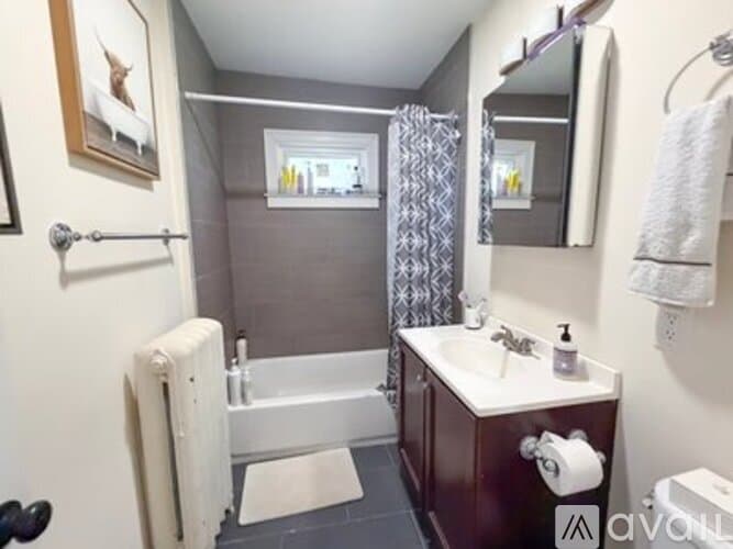 Boston Apartment: 51 Leamington Rd