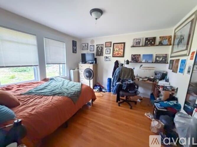 Boston Apartment: 51 Leamington Rd