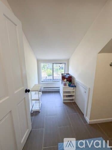 Boston Apartment: 51 Leamington Rd