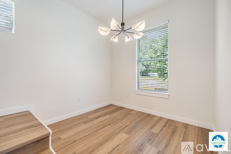 Tampa House: 2702 N Morgan St