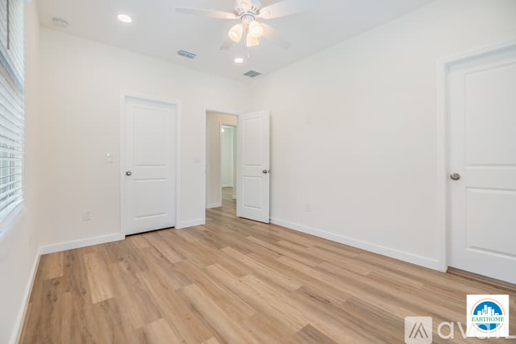 Tampa House: 2702 N Morgan St